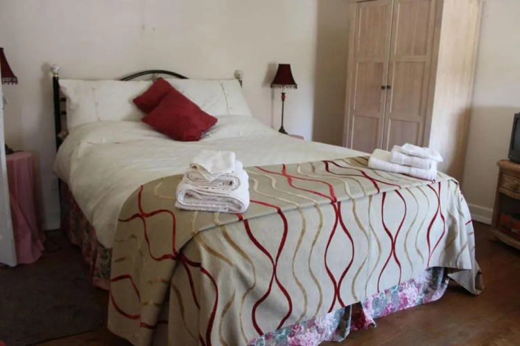 Enniskerry - The Loves Cottage