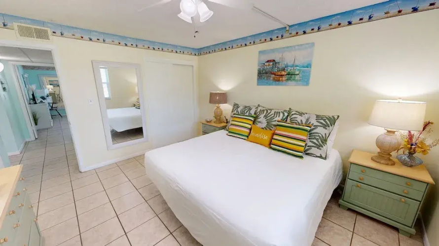 Venus 116 2 Bedroom Condo by RedAwning