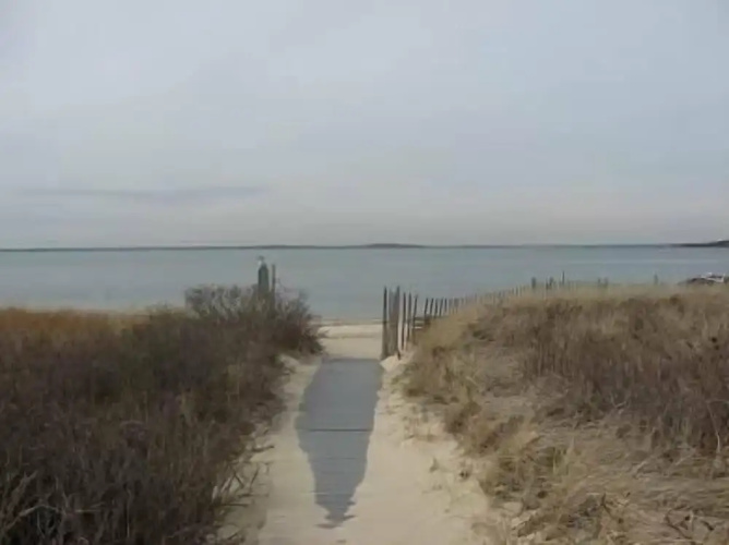 Seascape Upscale Cottage