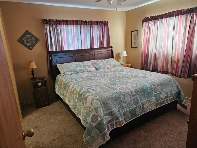 2 Bedrooms Cottage