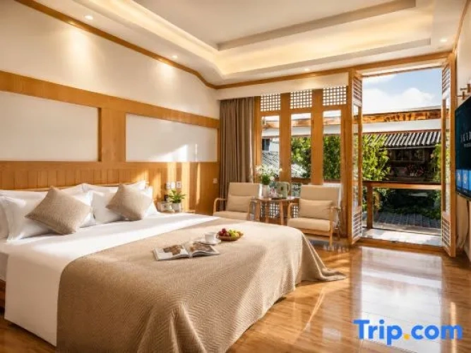 Deluxe Double room with view