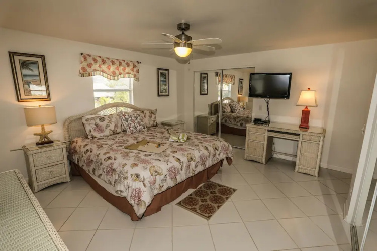 4805 Estero Blvd.
