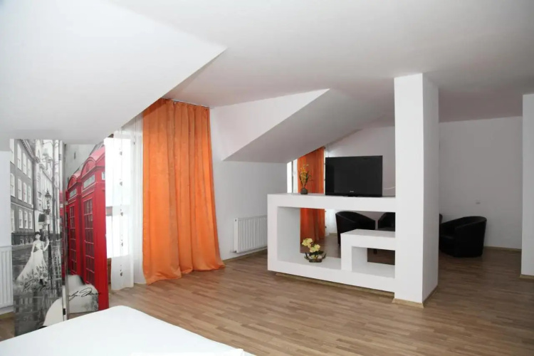 Hotel Rodiv