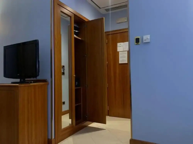 Consoli Romani Vatican Rooms
