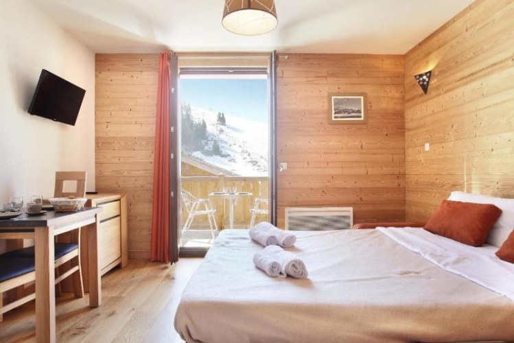 1 Bedroom Quadruple Apartment with balcony