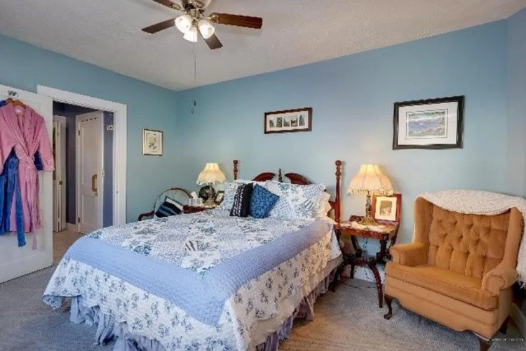 Heathwood Inn