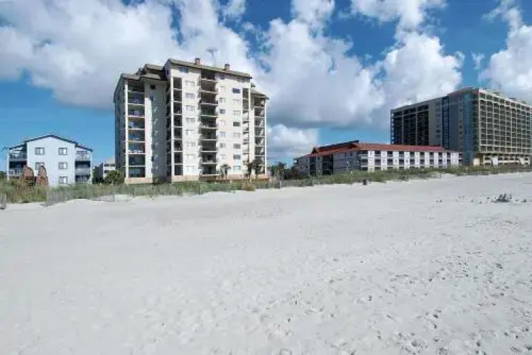Xanadu Iii Penthouse 2 Condo