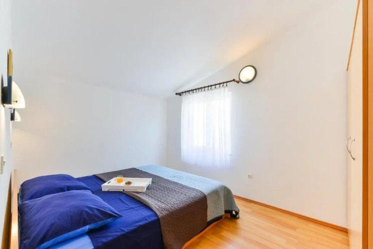1 Bedroom Apartment with balcony and with sea view