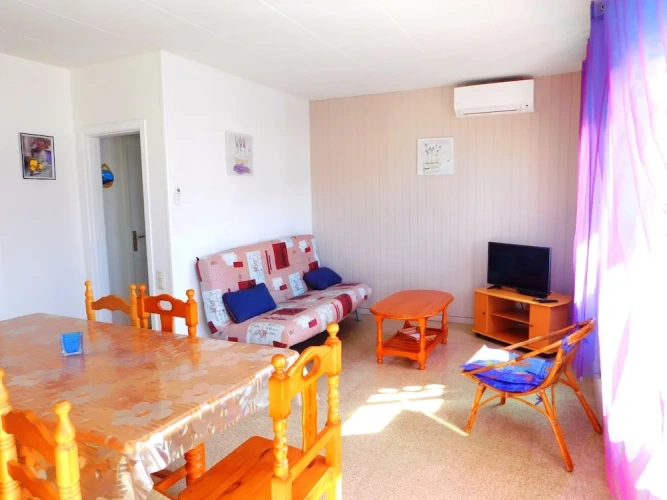 2 Bedrooms Apartment with balcony