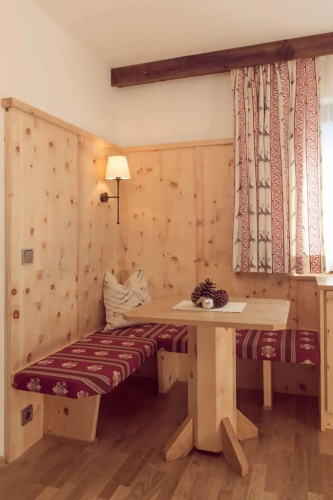 Hotel Alpenstolz