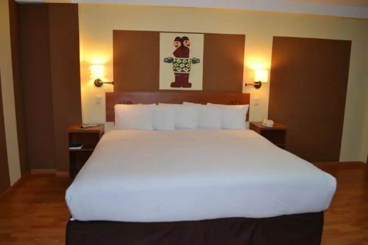 Standard Double room with city view
