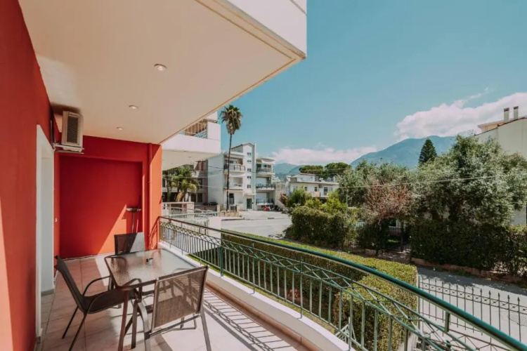 Bessis Apartments