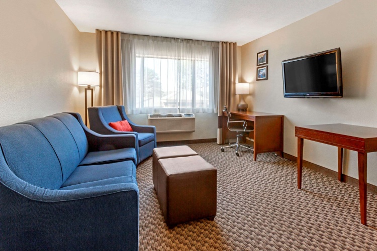 Quadruple Suite