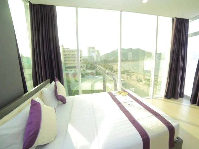 Superior room with balcony and with sea view