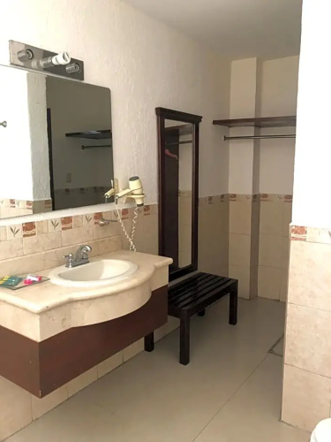 Hotel Confort Plaza