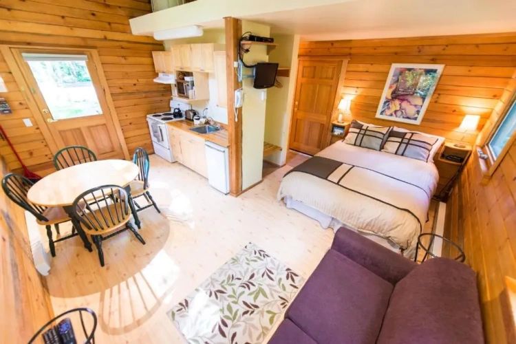 Studio Double Cabin