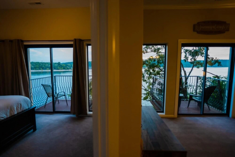 2 Bedroom Lake View Villa - Unit 201