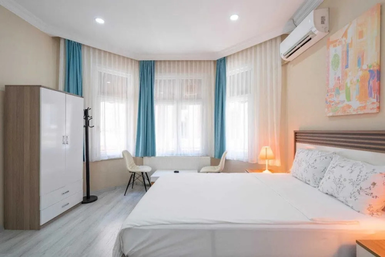 Bicer Hotel