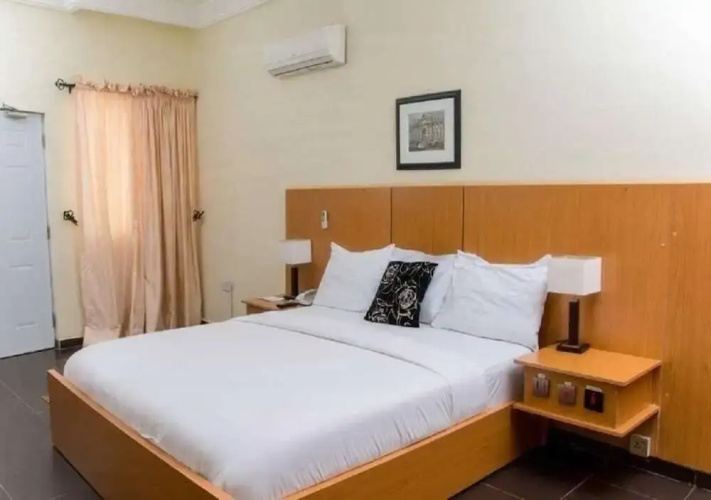 Qualer Apartments & Hotels