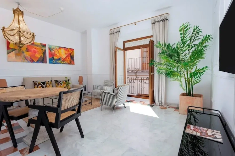 1 Bedroom Apartment with balcony