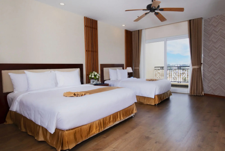 Ladalat Hotel