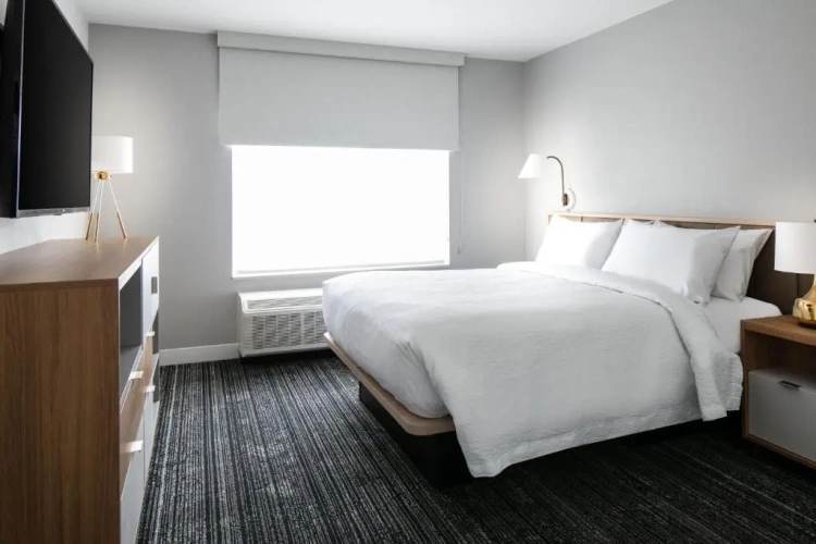 1 Bedroom Double Suite
