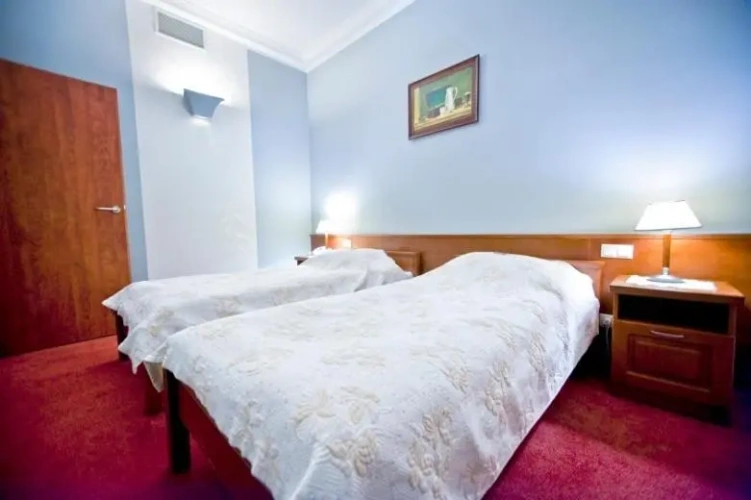 1 Bedroom Twin Apartment
