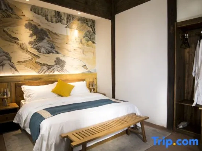 Standard Double room with courtyard view