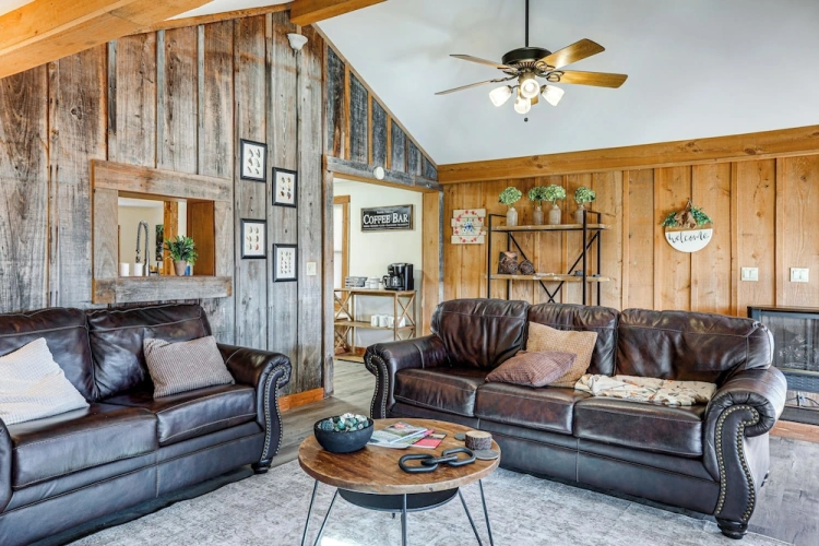 2 Bedrooms Cottage