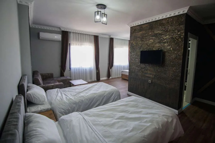 Aswana Suit Hotel