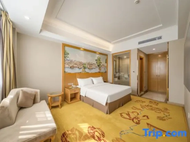 1 Bedroom Deluxe Suite