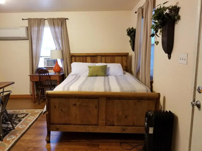 Olive Cabin