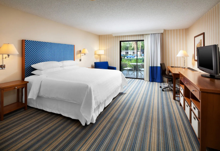Four Points by Sheraton Bakersfield