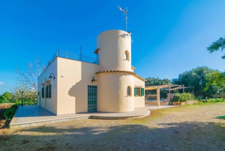 3 Bedrooms Villa