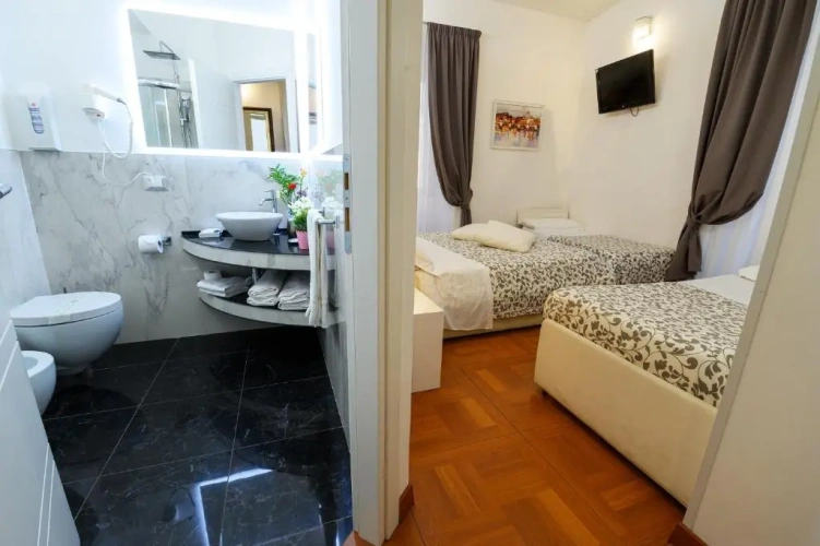 Standard Quadruple room