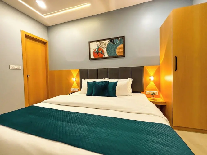 Hotel Manas Inn