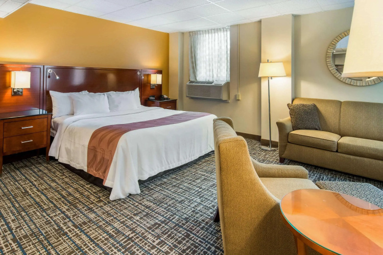 Quality Inn & Suites Virginia MN