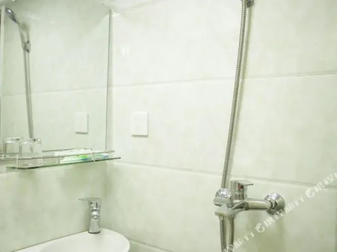 Huagang Hostel