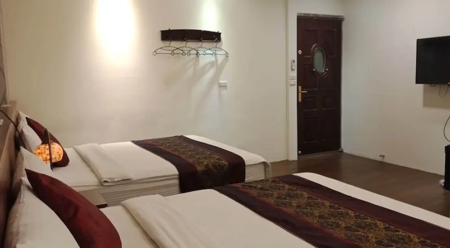 Classic Quadruple room