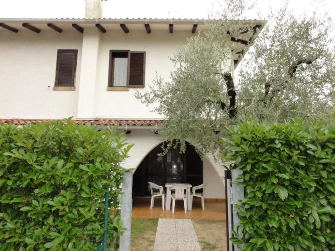 2 Bedrooms Double Villa