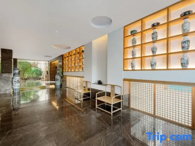 ChunQiu Oxygen-Rich Hotel