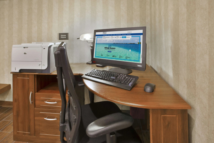Hampton Inn Pittsburgh Area Beaver Valley CenterTownship