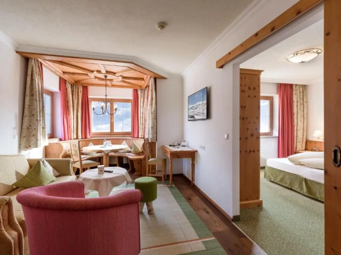 2 Bedrooms Suite
