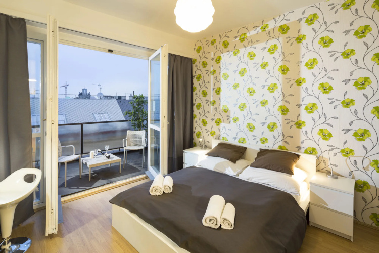 New Town - Apple Apartments