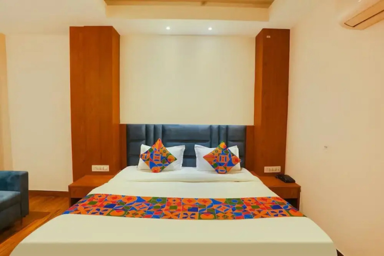 Hotel Swarn Bhoomi
