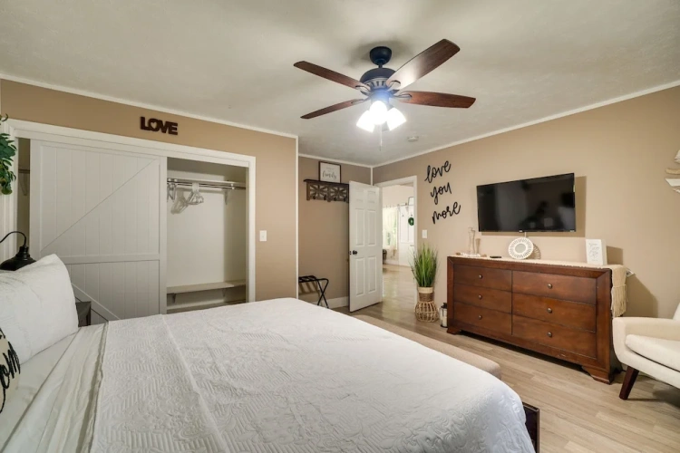 Guest rooms