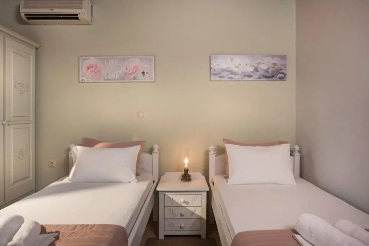 Villa Gianna by MediterraneanVillas