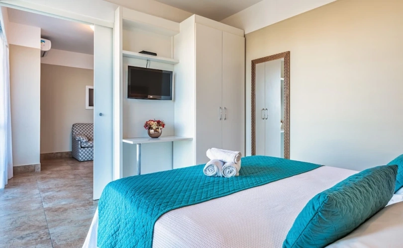 Deluxe Suite with balcony
