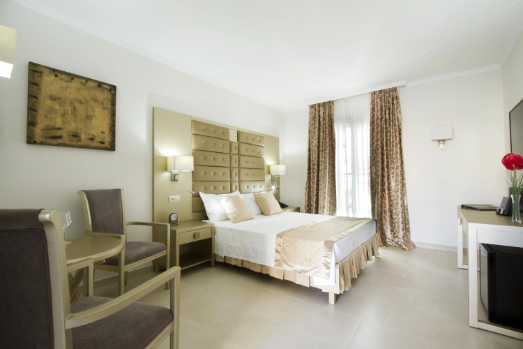 BlueSea Alborán Adults Only Hotel