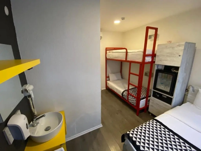 Triple room